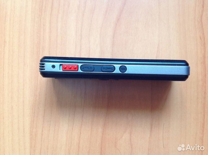 Диктофон цифровой с дисплеем Ritmix 8 гб