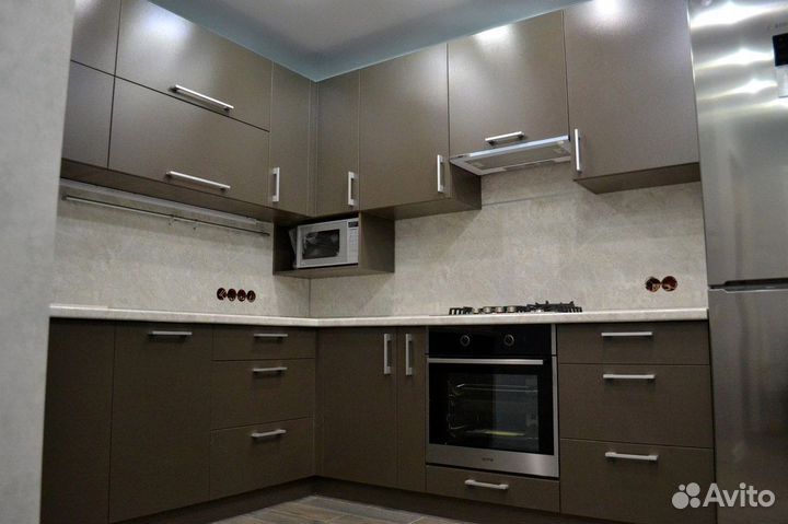 Кухонный гарнитур 