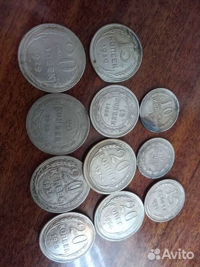 Серебряные монеты.цена указана за штуку.торг
