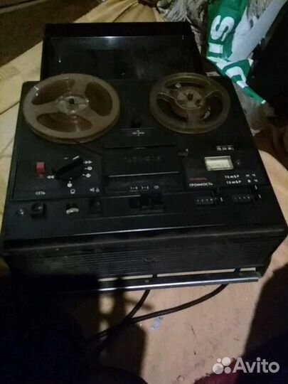 Катушечный проигрыватель Яуза