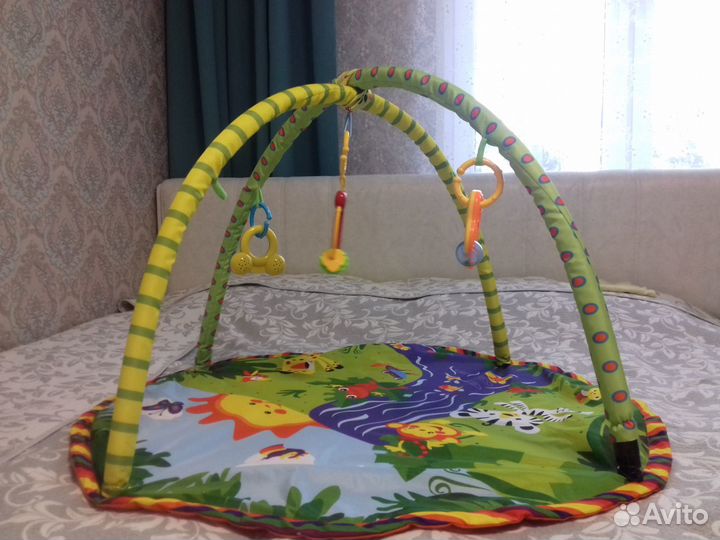 Развивающий коврик