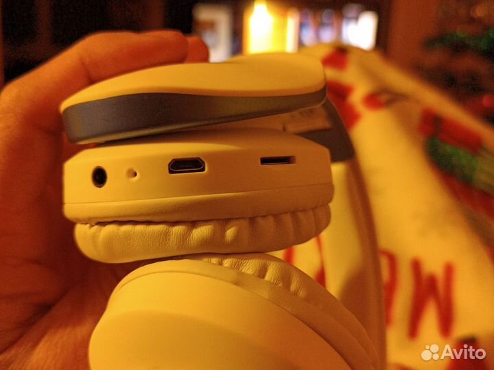 Беспроводные наушники накладные