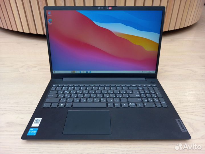 Ноутбук Lenovo новый/ Core i3-1115G4/ Full HD ips
