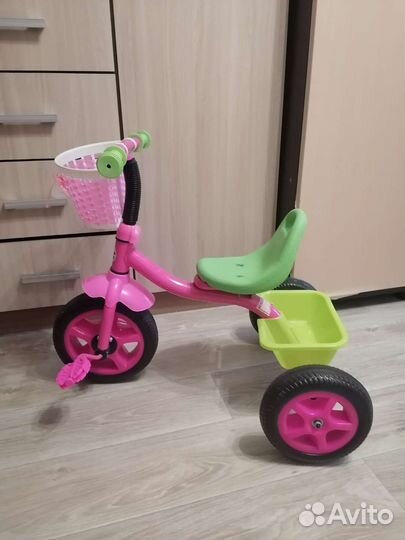 Детский трехколесный велосипед