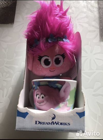Кружка с игрушкой