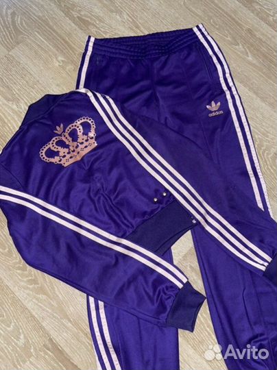 Спортивный костюм adidas