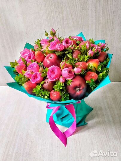 Букет из фруктов подарок цветы доставка