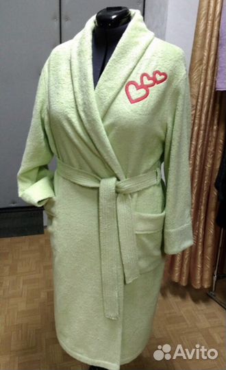Халаты махровые с вышивкой