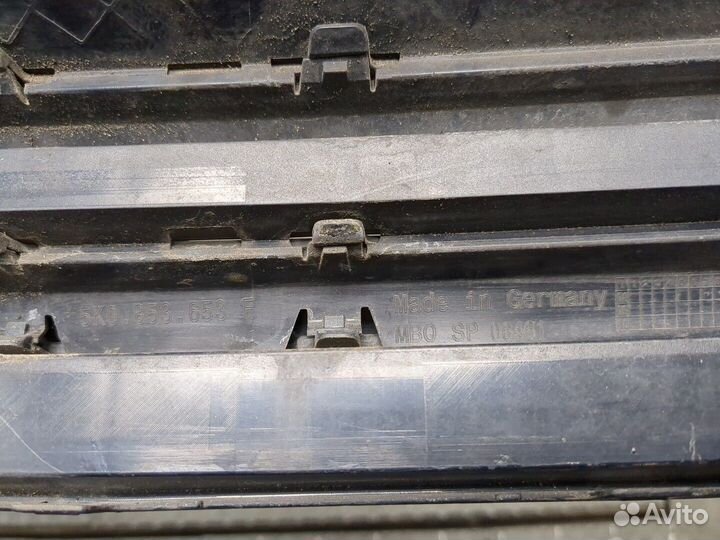 Решетка радиатора Volkswagen Golf 6, 2009