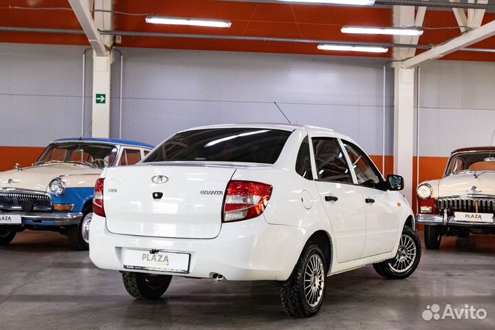 LADA Granta 1.6 МТ, 2015, 73 303 км