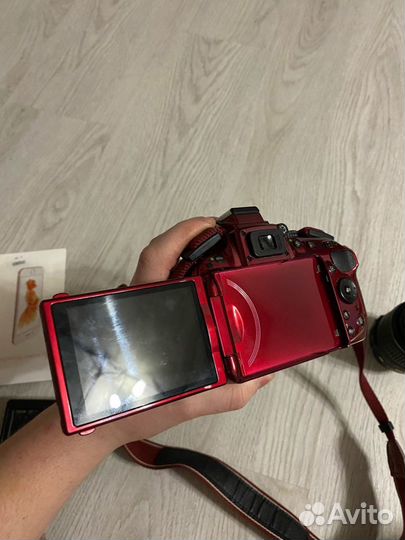 Фотоаппарат nikon D5200 red,nikkor 35mm