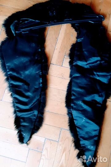 Шкурки норки и воротник из соболя