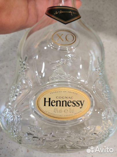 Коробка с бутылкой от коньяка Hennessy X.O