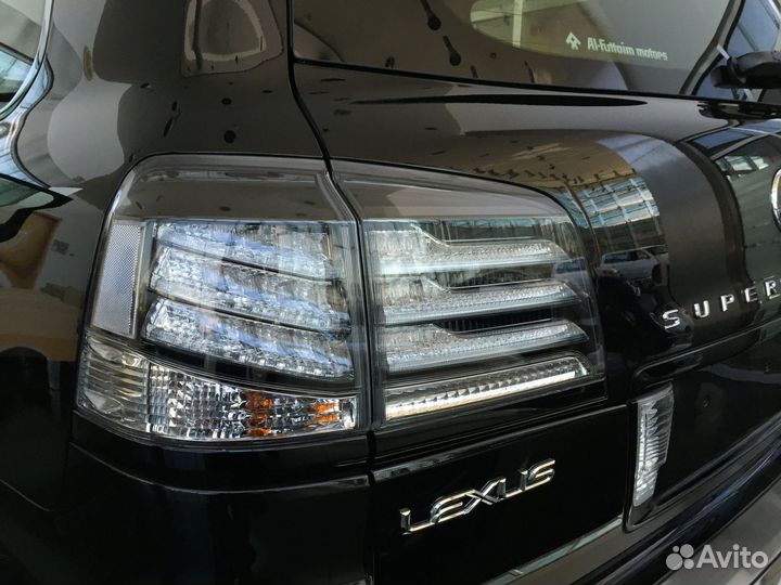 Lexus LX570 2012+ Стоп-сигналы белые M4BA7