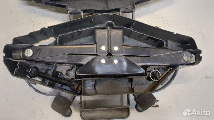 Набор инструментов штатный Opel Vivaro, 2004