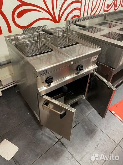 Фритюрница профессиональная