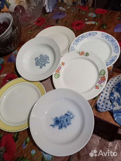 Тарелки СССР разные, чашки, и стопки