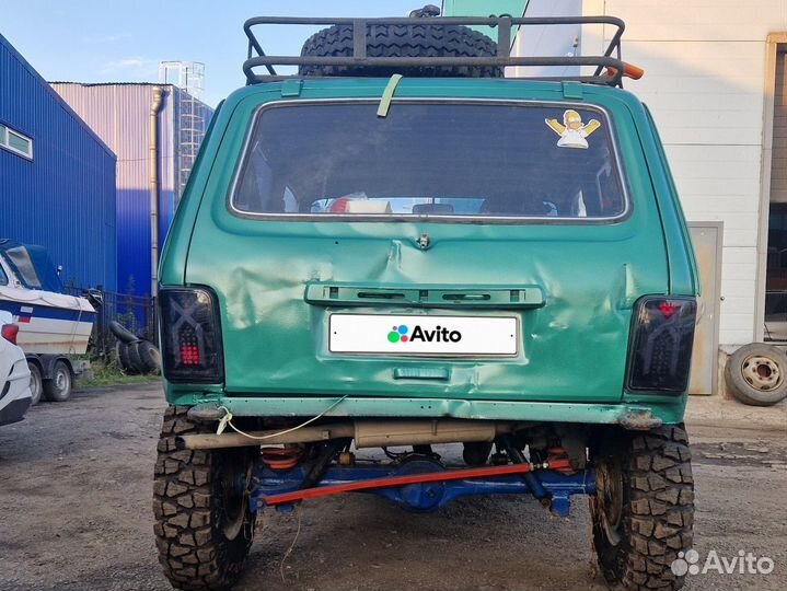 LADA 4x4 (Нива) 1.7 МТ, 1996, 200 000 км
