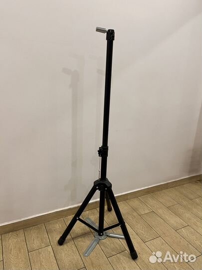 Штатив парикмахерский