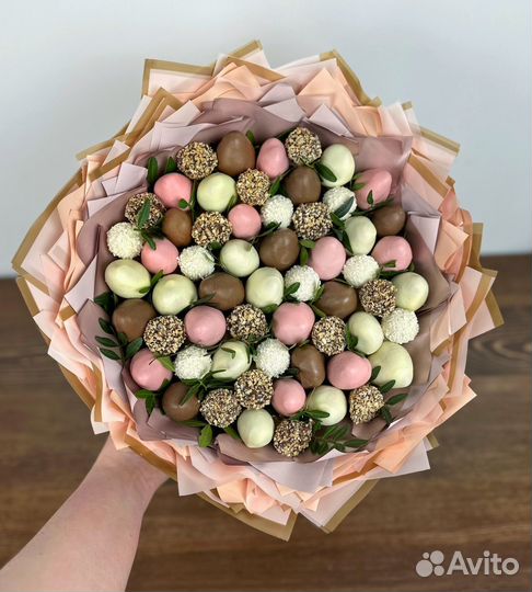 Букеты из клубники в шоколаде