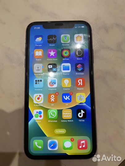 Телефон iPhone 11