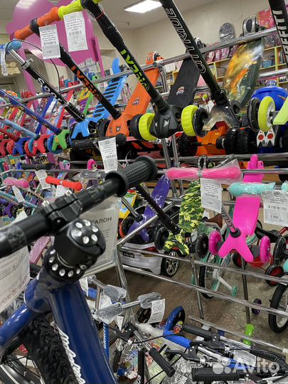 Беговел велобег толокар на надувных колесах