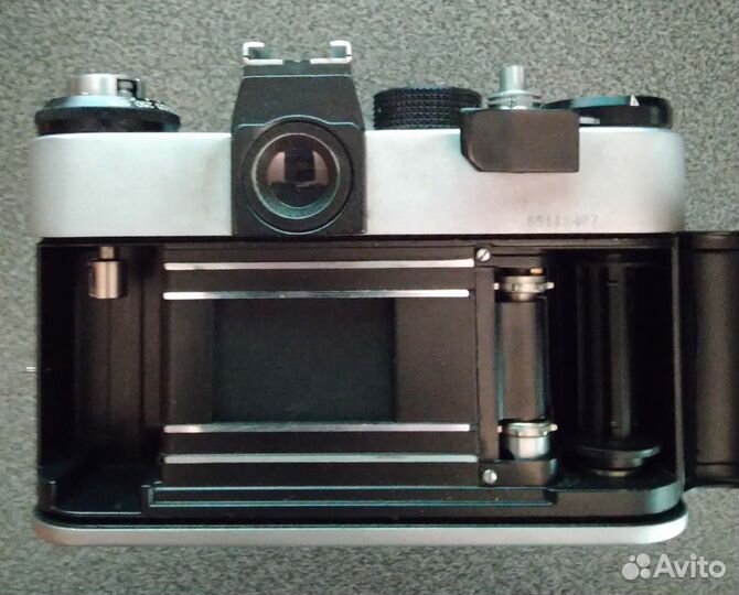 Зеркальный фотоаппарат Зенит ет