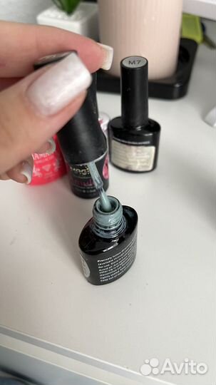 Продам гель лаки (цвета) для маникюра