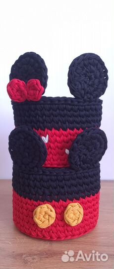 Набор вязаных корзин