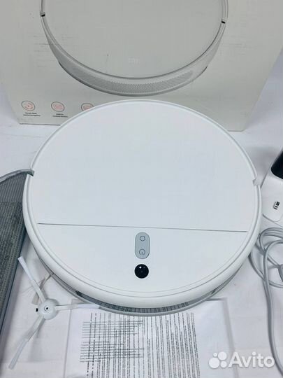 Робот-пылесос Xiaomi Mi Robot Vacuum-Mop 2 Lite RU