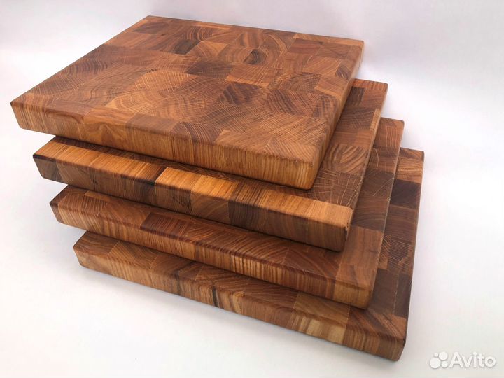 Торцевая разделочная доска из дуба 240х280х30 мм