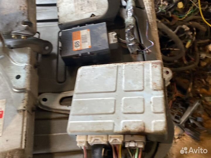 Блоки Toyota Estima