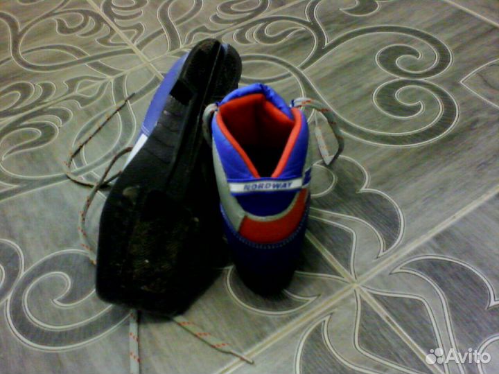 Лыжные ботинки детские р-33