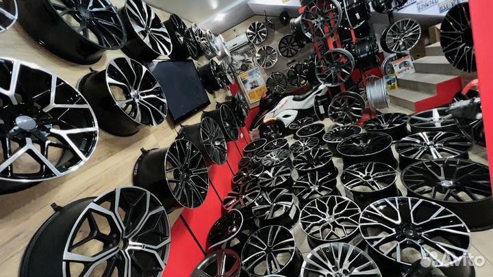 Литые диски новые mercedes-benz R18 5-112