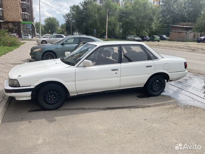 Toyota Vista, 1988