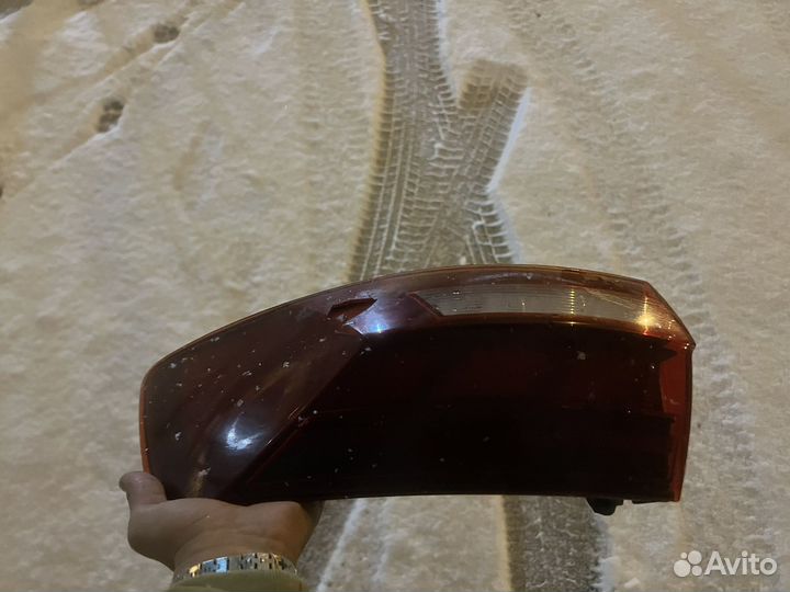 Фонарь задний левый vw jetta 7