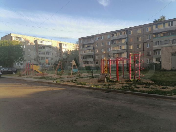 3-к. квартира, 106 м², 3/9 эт.