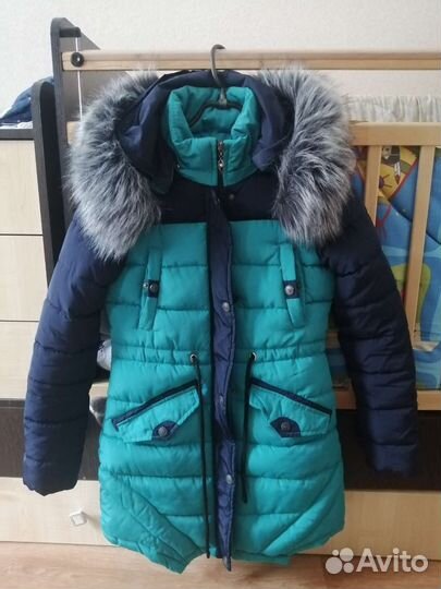 Зимняя куртка на девочку 140-150