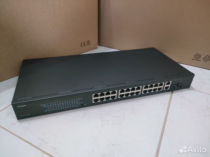 Коммутатор PowerTone PUS-CC24L-370R 24 порта PoE