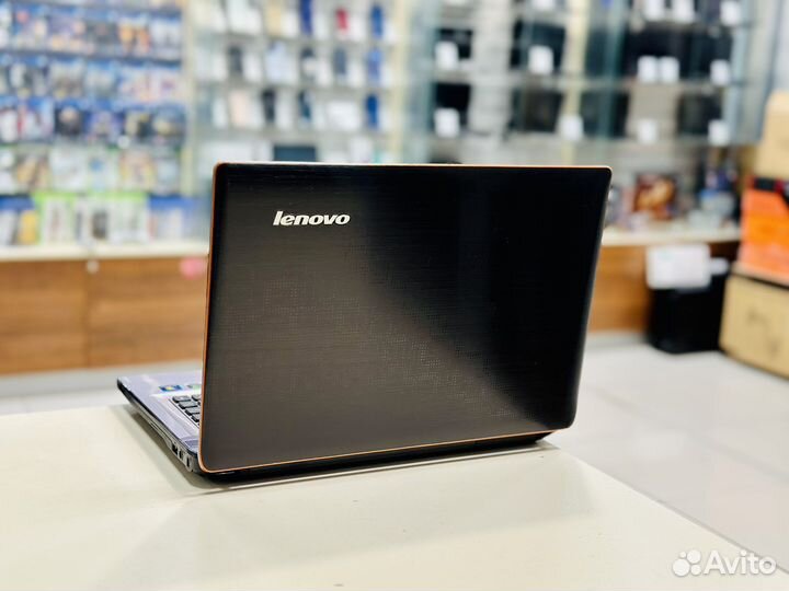 Ноутбук Lenovo 14.1” HD / i5-2430M / SSD 240G