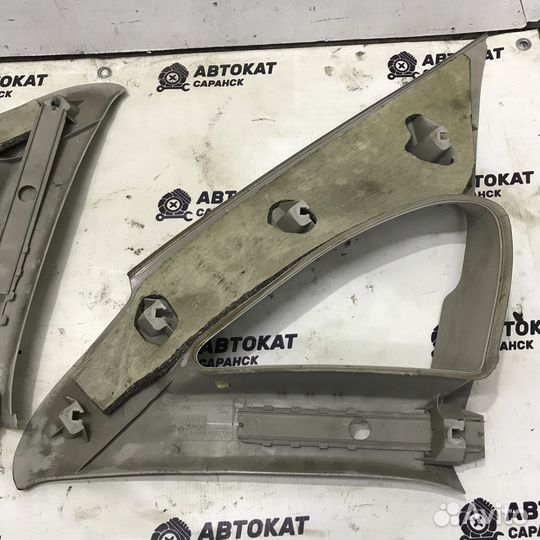 Обшивка задней стойки Opel Vectra B