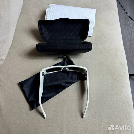 Очки Balenciaga Big Logo оригинал