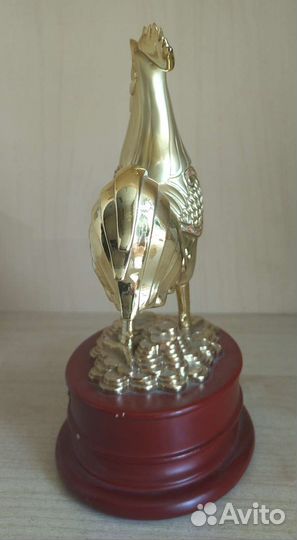 Петух на монетах