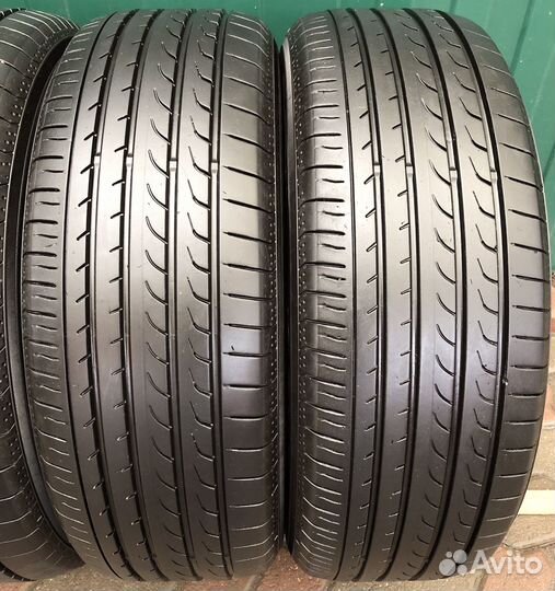 Yokohama BluEarth RV-02 225/60 R18