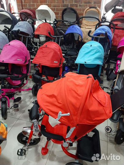 Детский трехколесный велосипед с ручкой новый