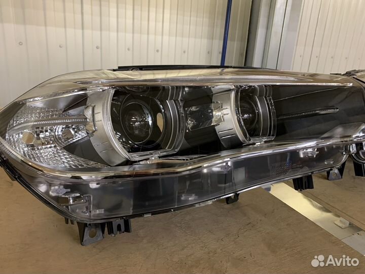 Комплект ксеноновых фар BMW X5 F15