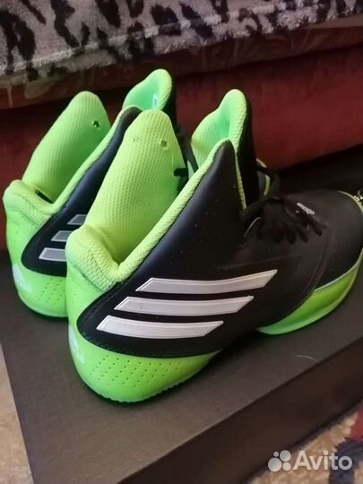 Кроссовки Adidas оригинал