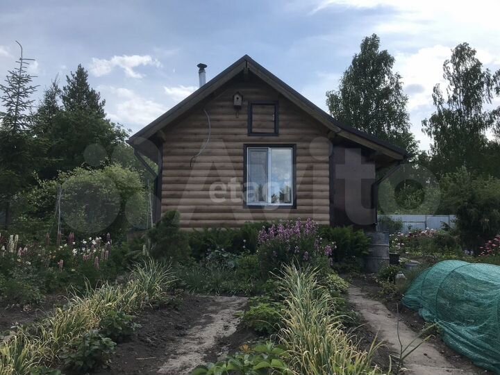 Дача 20 м² на участке 11 сот.