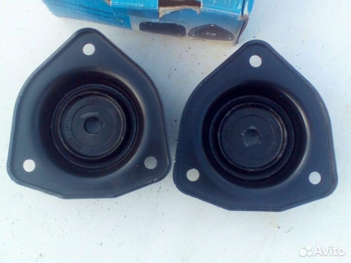 Задние опоры амортизаторов nissan sunny n14