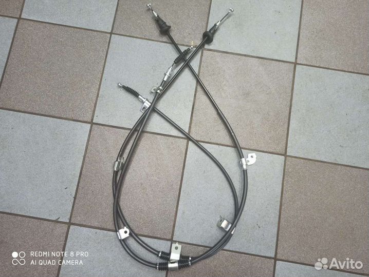 Mitsubishi ASX трос ручника